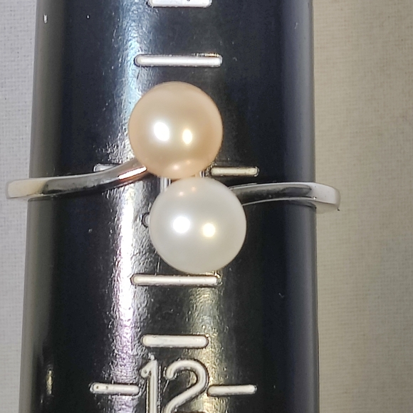 Vantel Pearls Twice as Nice Ring - Picture 8 of 8